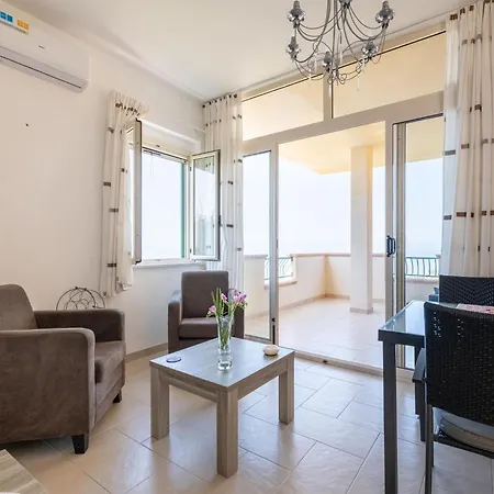 Apartment Seaview In With Swimming Pool *