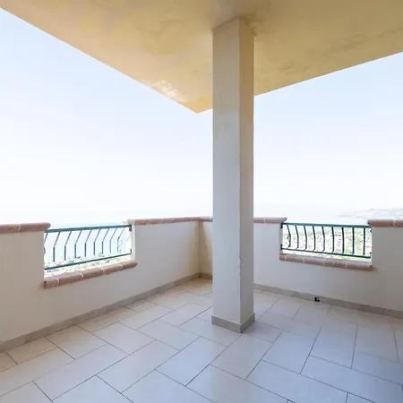 Apartment Seaview In With Swimming Pool